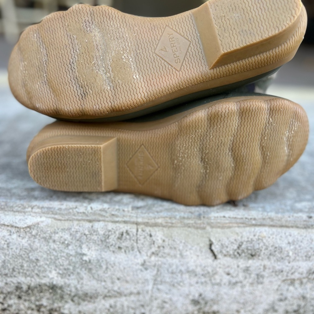 Women’s Sperry Camouflage Boots - Picture 7 of 9